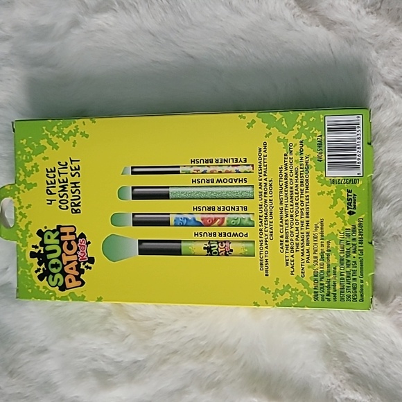 💚Sour Patch Kids Cosmetic Brush Set - Picture 2 of 2